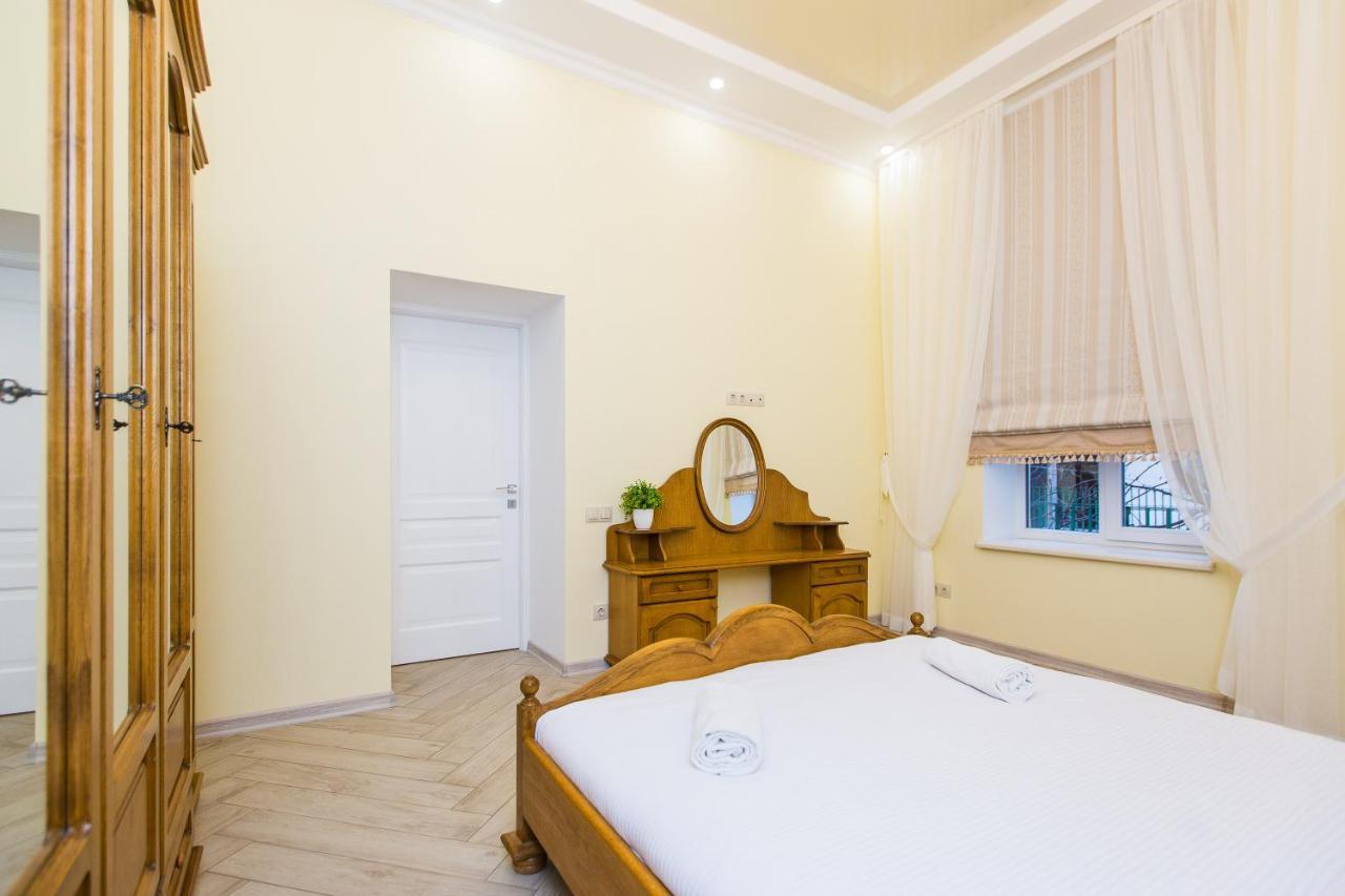 リヴィウAvangard On Sholom Aleikhem St 7 Apartアパートメント エクステリア 写真