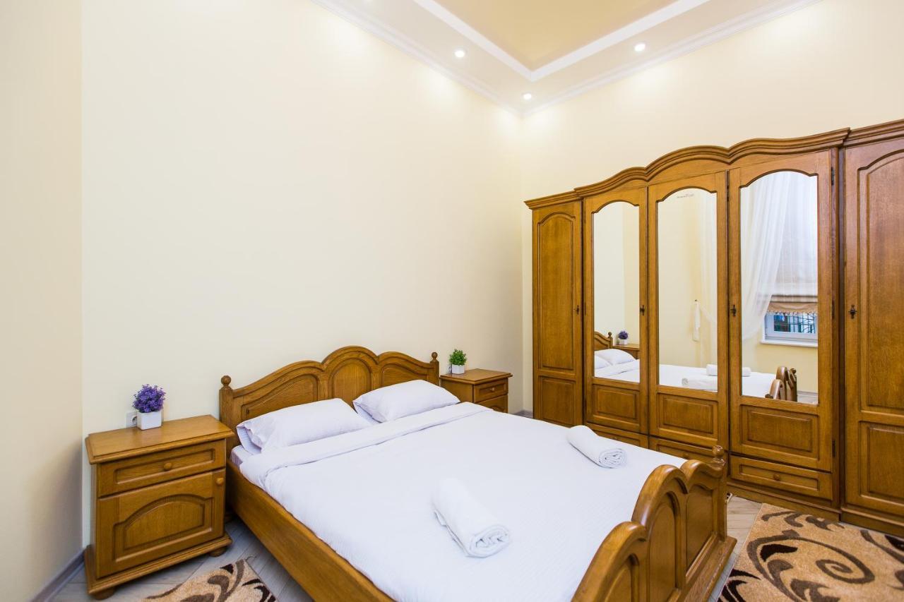 リヴィウAvangard On Sholom Aleikhem St 7 Apartアパートメント エクステリア 写真