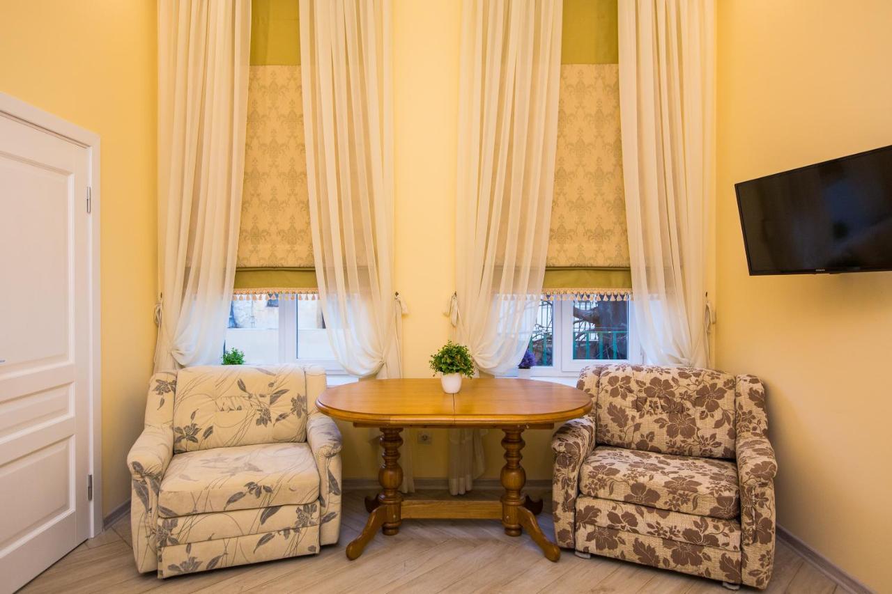 リヴィウAvangard On Sholom Aleikhem St 7 Apartアパートメント エクステリア 写真